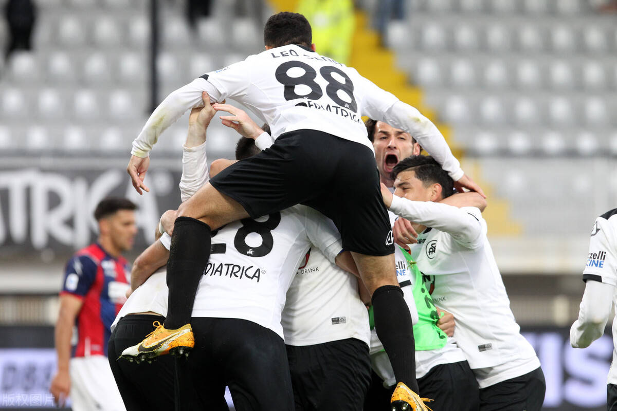 九游娱乐- 德罗巴在德国队比赛中绝杀,逆转引发热议的球员 