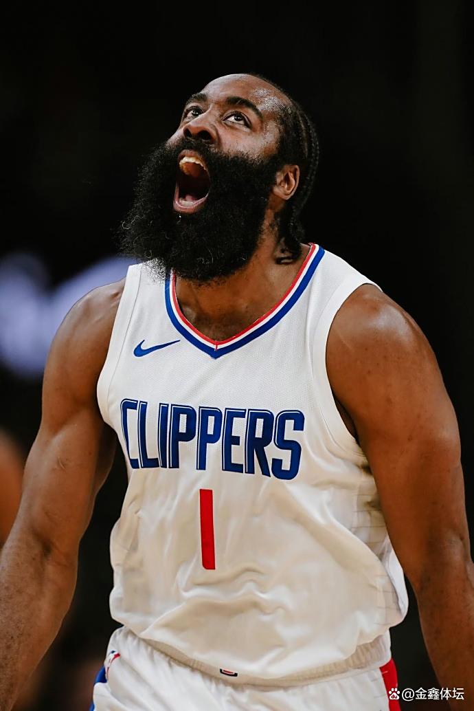 九游-哈登赛事官方发布突破纪录新规，公牛争议不断！的简单介绍