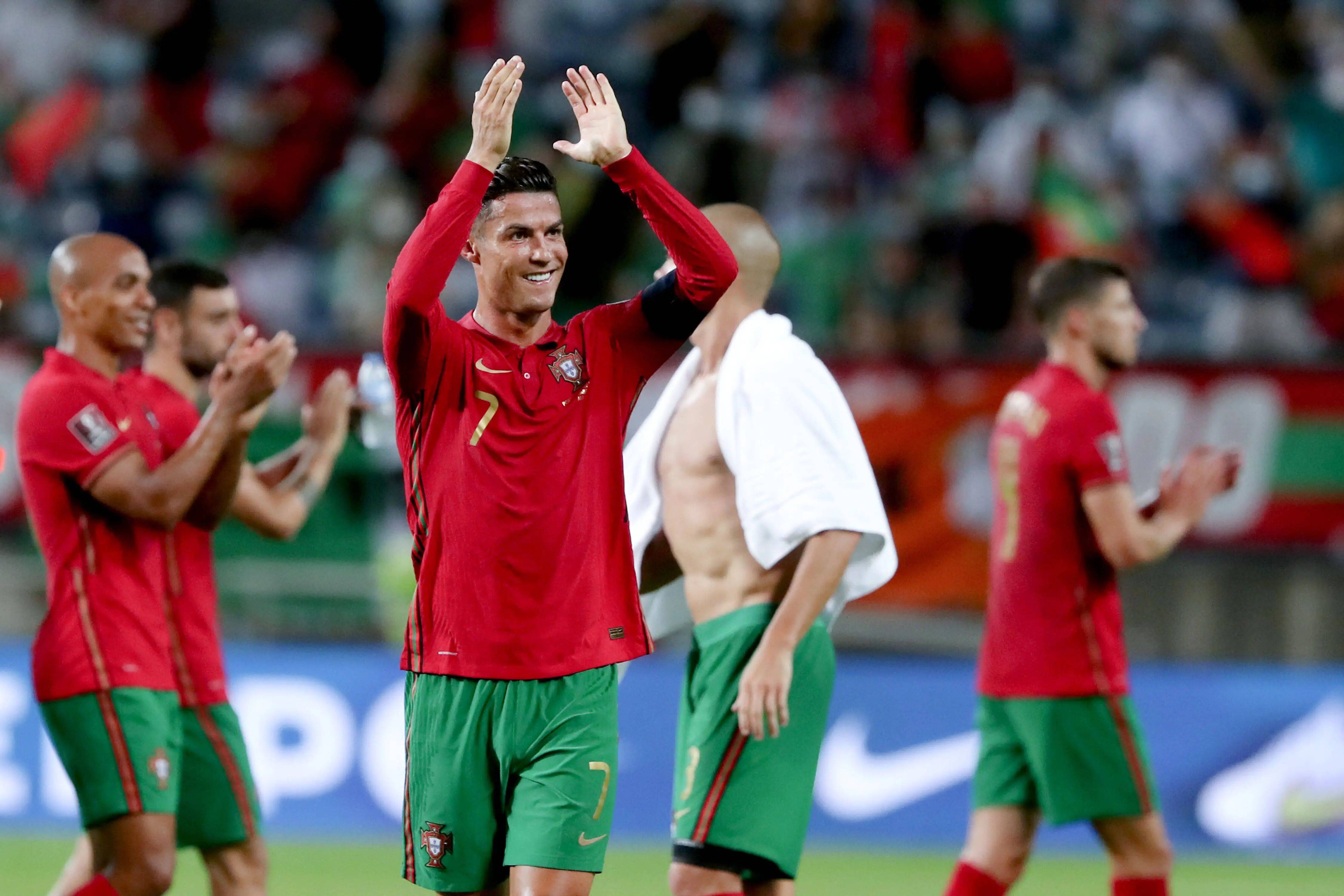 C罗连续十五场比赛得分超过逆转,西班牙队挑战极限!的简单介绍 C罗连续十五场比赛得分超过逆转,西班牙队挑战极限!的简单介绍