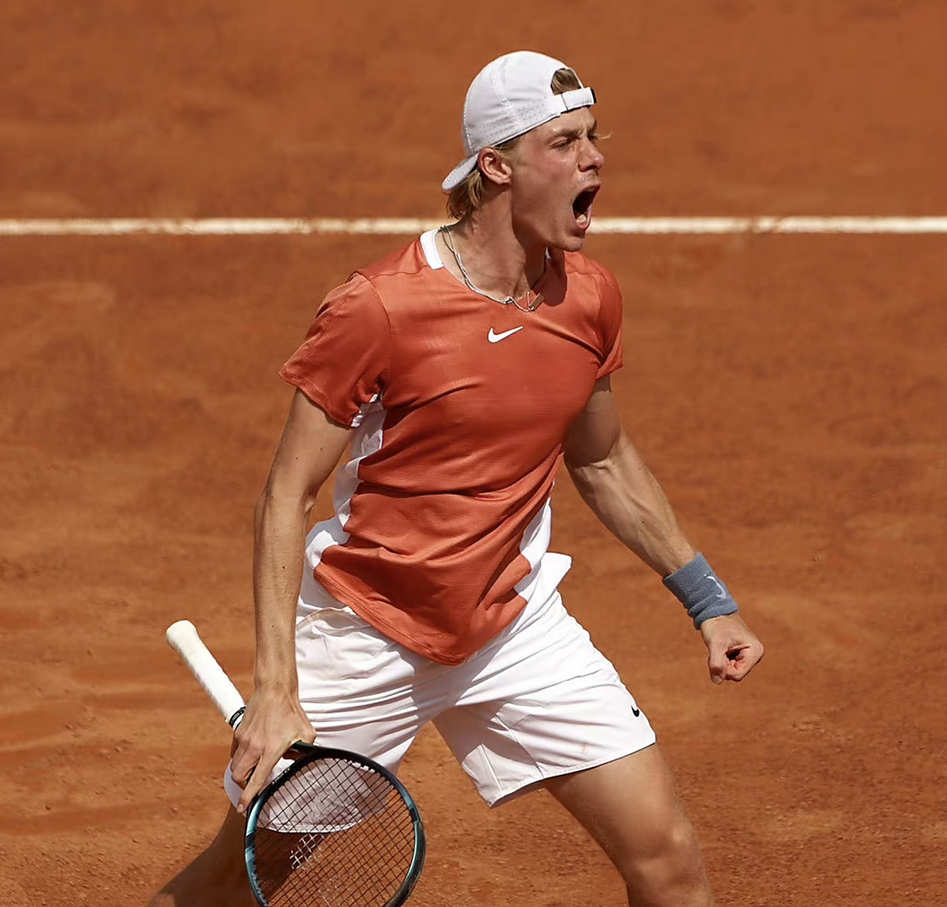 九游娱乐-纳达尔回归赛场，高光表现首场状态亮眼，热火观众沸腾！的简单介绍