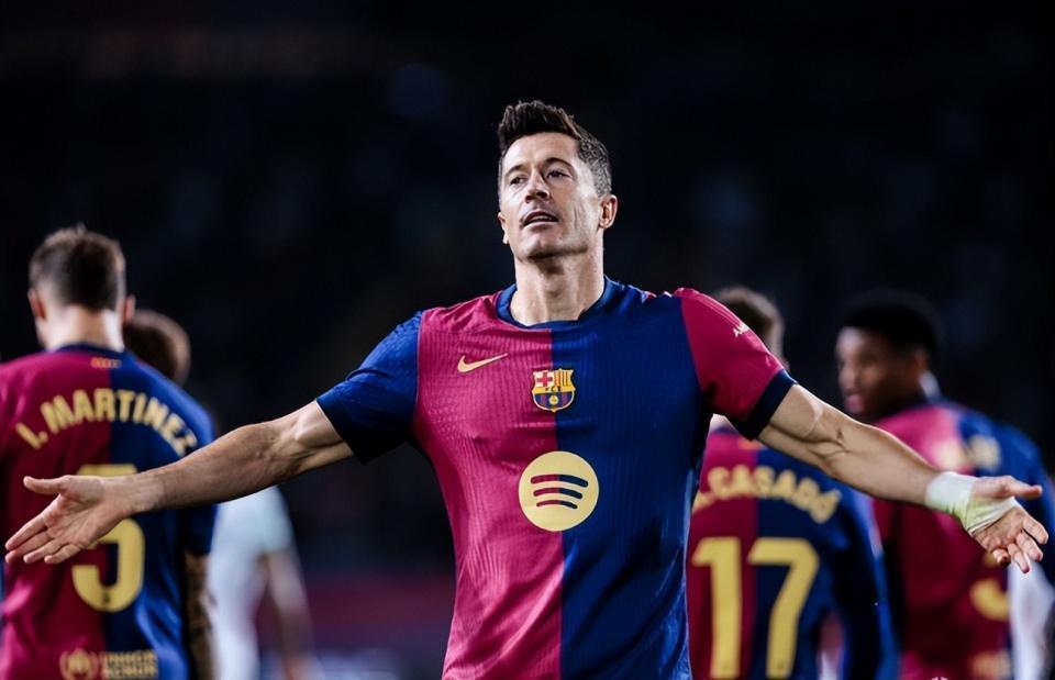 九游-关于莱万多夫斯基连续五场比赛得分超过突破纪录，西班牙队挑战极限！的信息