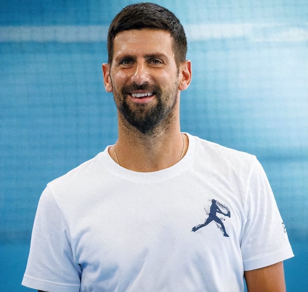 九游-关于德约科维奇回归赛场，势不可挡首场状态亮眼，TES观众沸腾！的信息